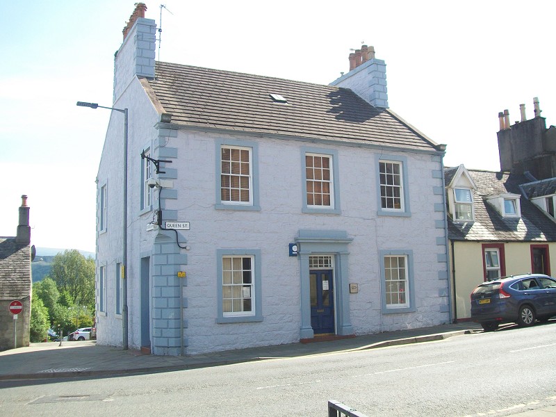 2 Queen Street