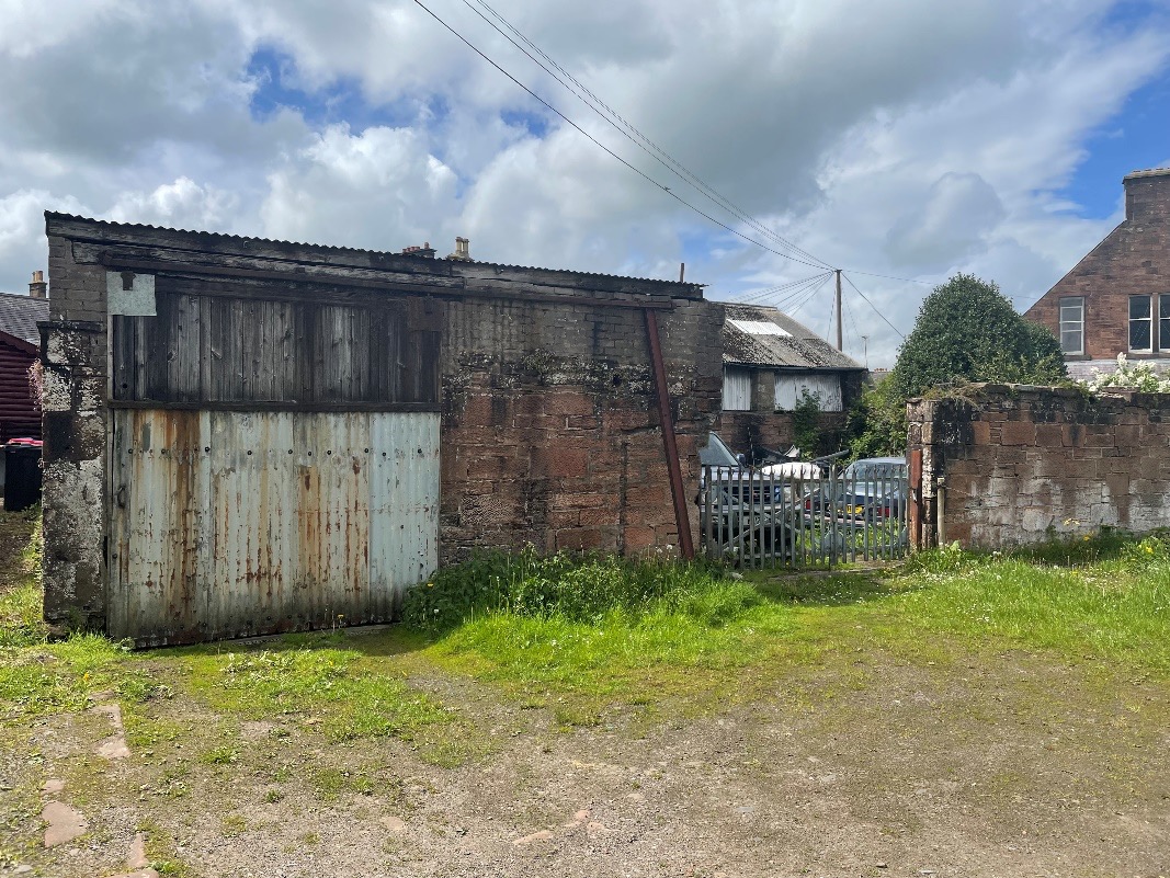 Workshop & Garage Space Drumlanrig Street