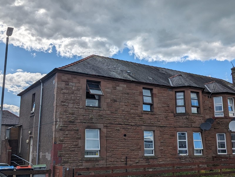 8 Hallmeadow Place
